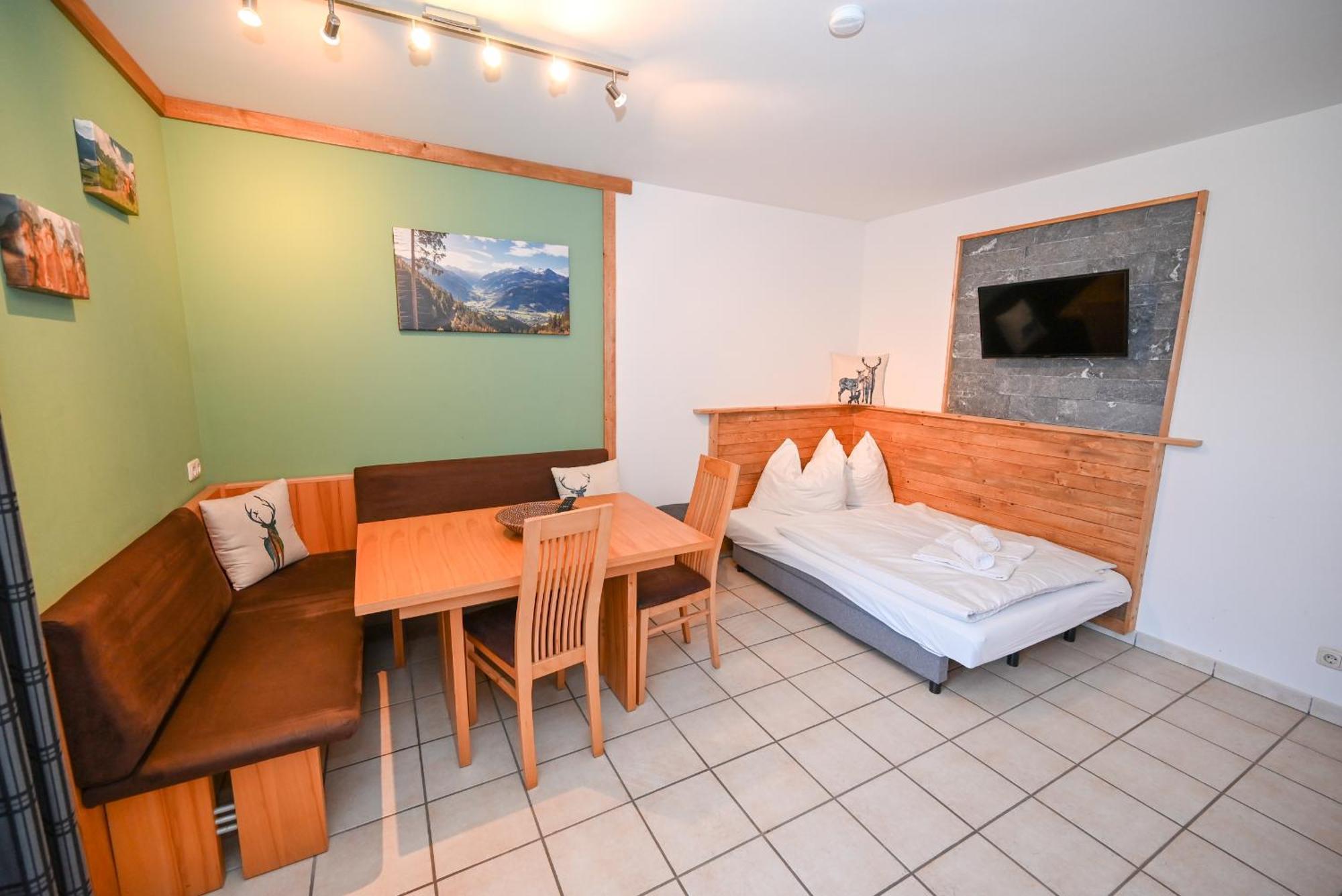 Panorama Apartments Bruck By All In One Apartments Fusch an der Glocknerstraße Extérieur photo